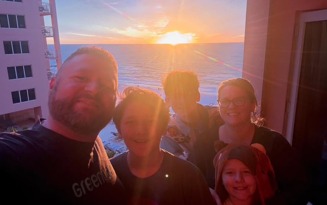 Sunset photo shoot with the family